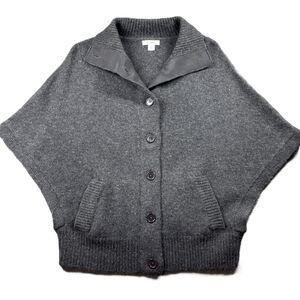 Garnet Hill Lambswool Angora Gray Button Front Poncho Cape‎ Sweater Small K160